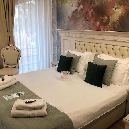 Park Luxury Rooms Predeal Exterior photo